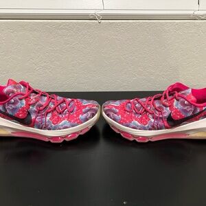 Nike KD 8 "Aunt Pearl"